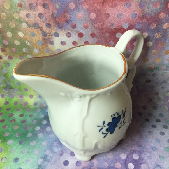 DEBELLY Blue and White Porcelain Pitcher - Picture 2 of 3